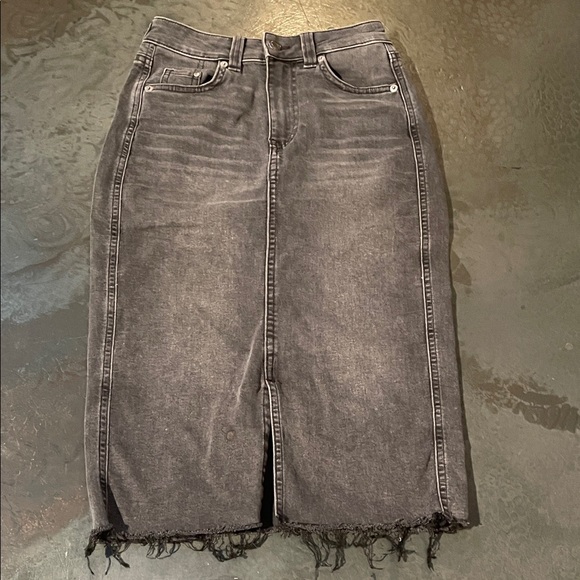 Women's Distressed Black Denim Skirt - Picture 3 of 5